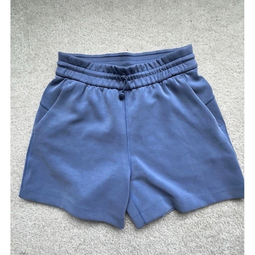 lululemon Matching Size 4 Set- Softstreme Crewneck Top & High Rise Shorts Blue - Picture 10 of 10